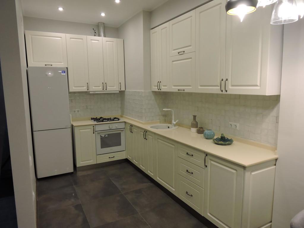 Apartament Luka 巴统 外观 照片