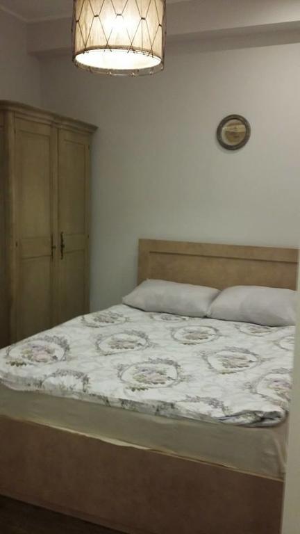 Apartament Luka 巴统 外观 照片